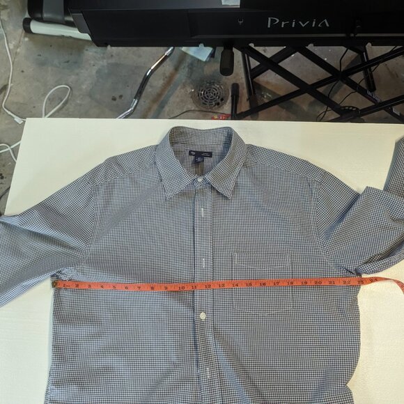 Gap Size Large Poplin Dark Gray/White Checked Button Down Long Sleeves - Picture 9 of 14
